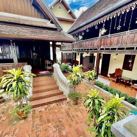 Villa Phathana Royal View Hotel Luang Prabang Exterior foto