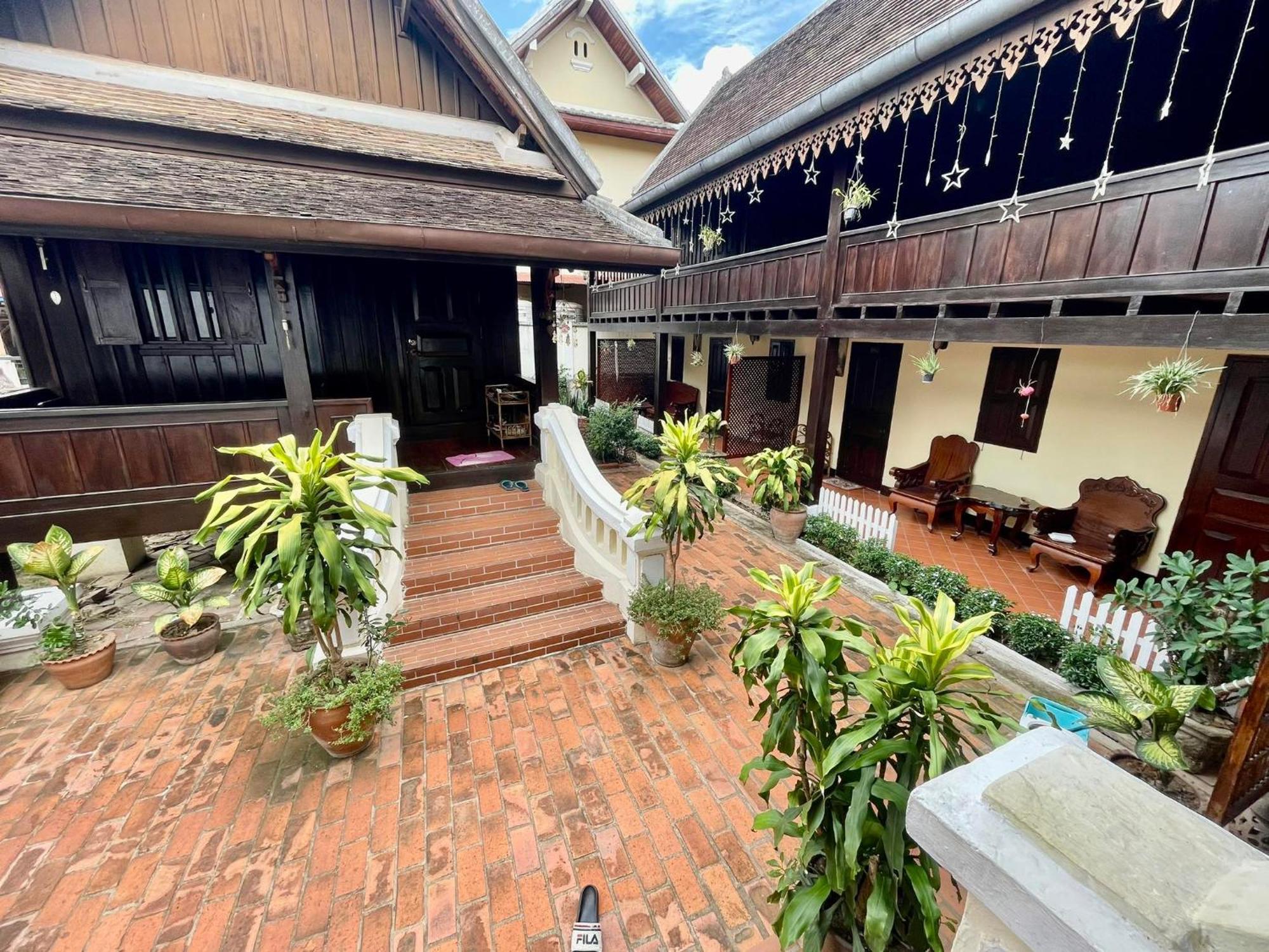 Villa Phathana Royal View Hotel Luang Prabang Exterior foto